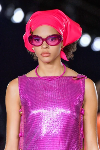 Look 90